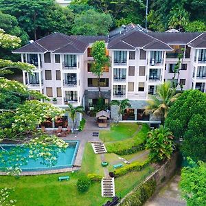 Mount Randholee Resorts & Spa